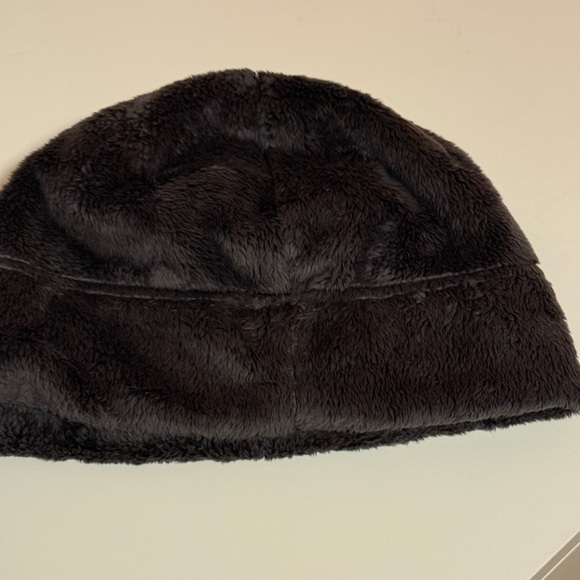 The North Face Charcoal Fleece Hat - Picture 3 of 5